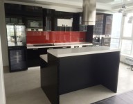 Посмотрите готовые кухни наших клиентов 78
